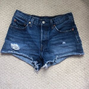 Levi’s Jean shorts in a size 27